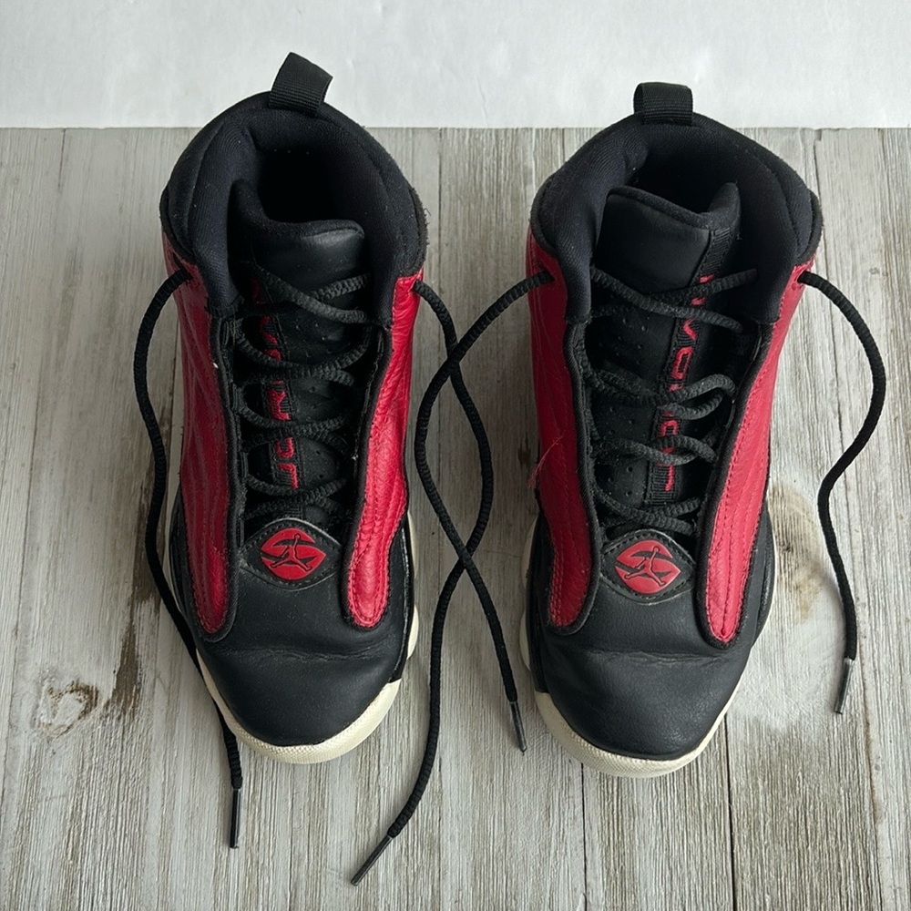 Air Jordan Pro Strong Gym Red & Black Sneakers Youth 1 - Picture 1 of 8
